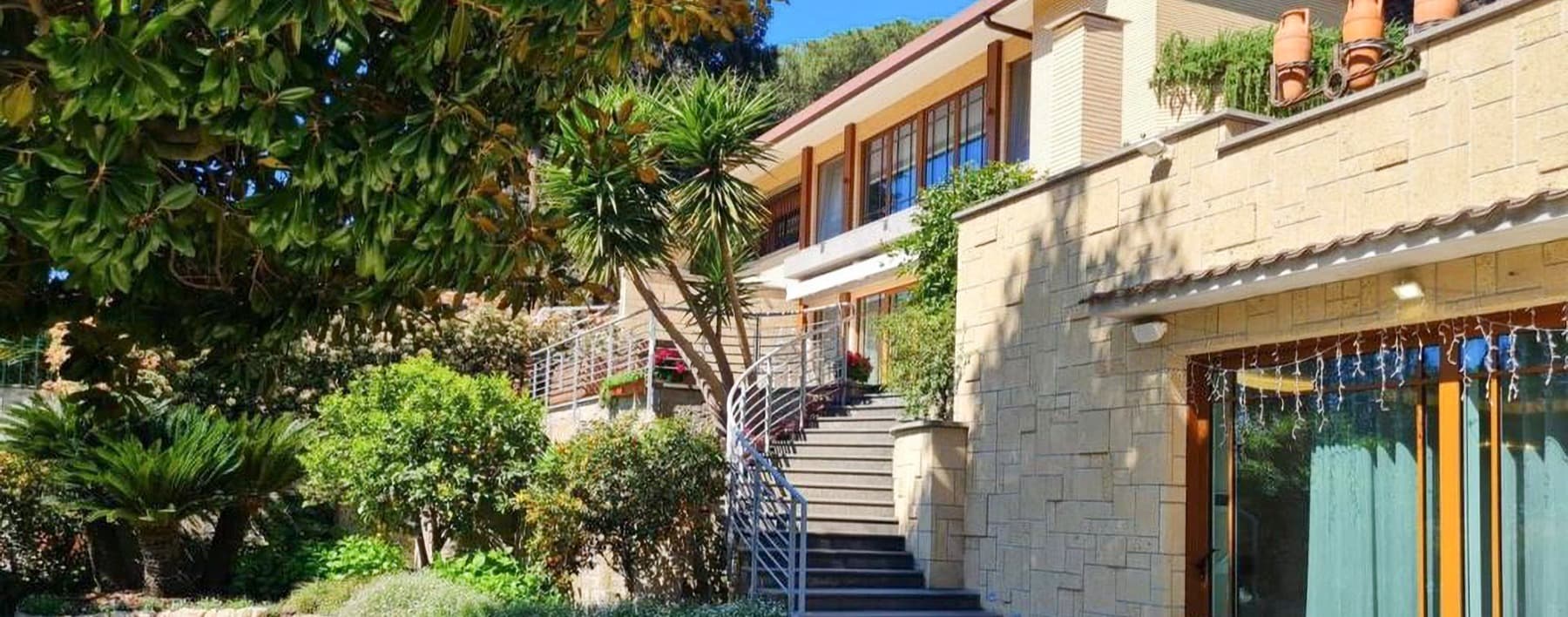 Villa elegante nel cuore dell'Eur a Roma
