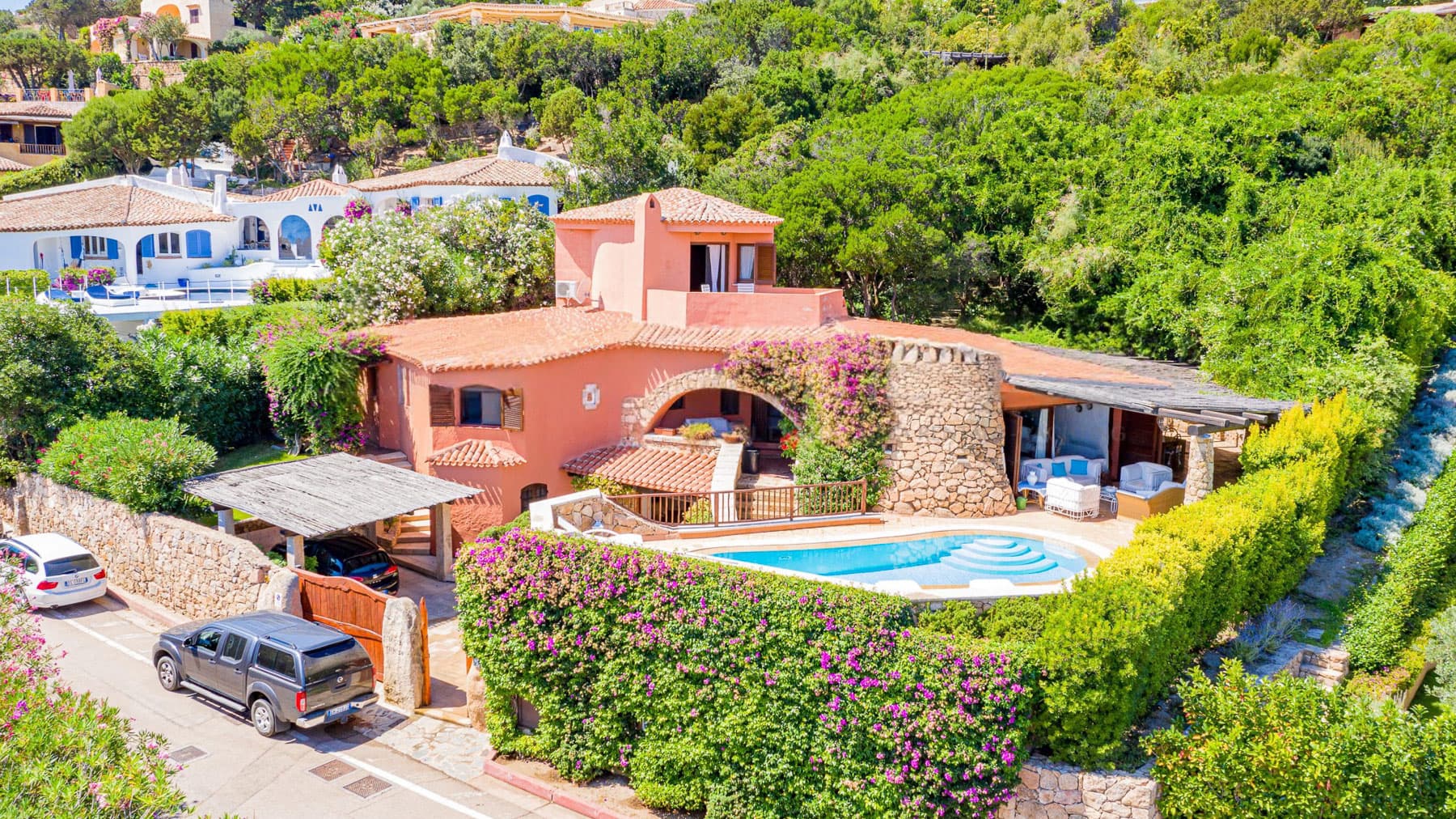 Villa elegante con piscina privata a Porto Cervo, Sardegna