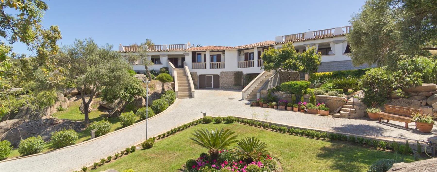 Villa esclusiva ad Arzachena, Sardegna con piscina