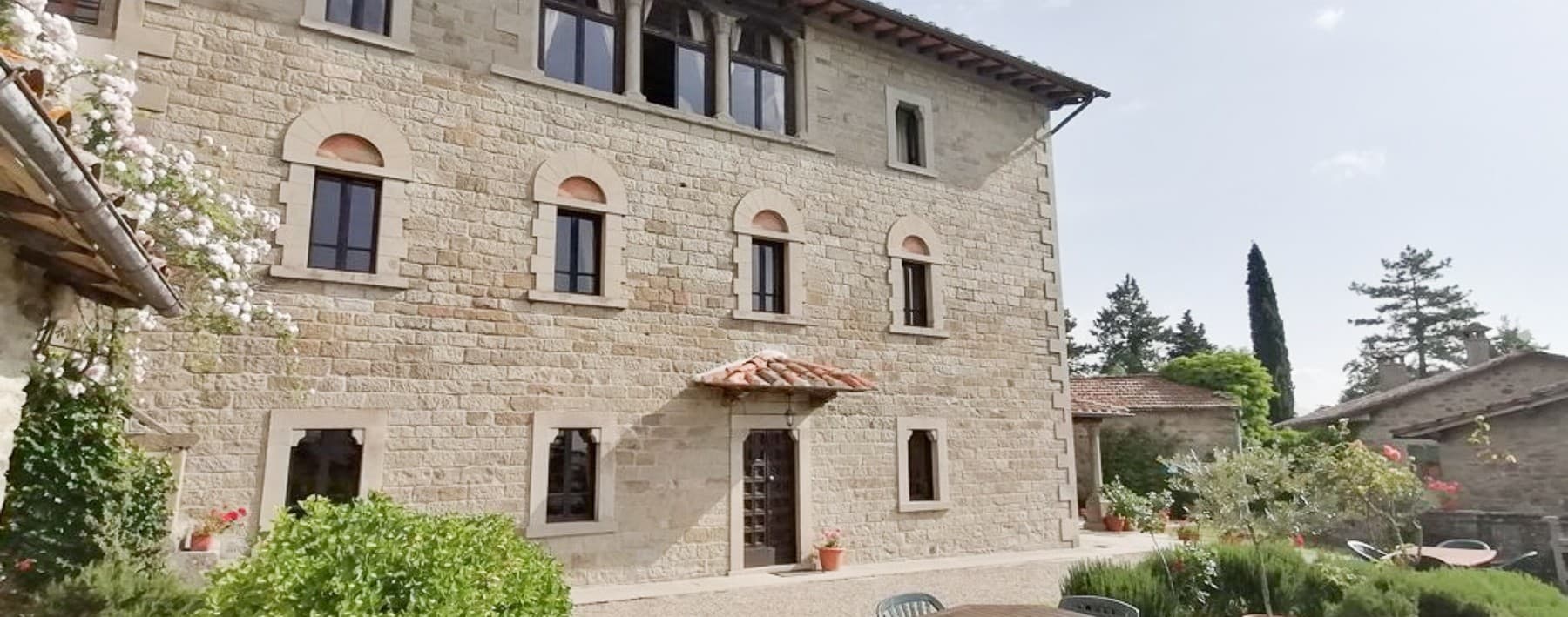 Casale di 660 mq nella splendida Toscana