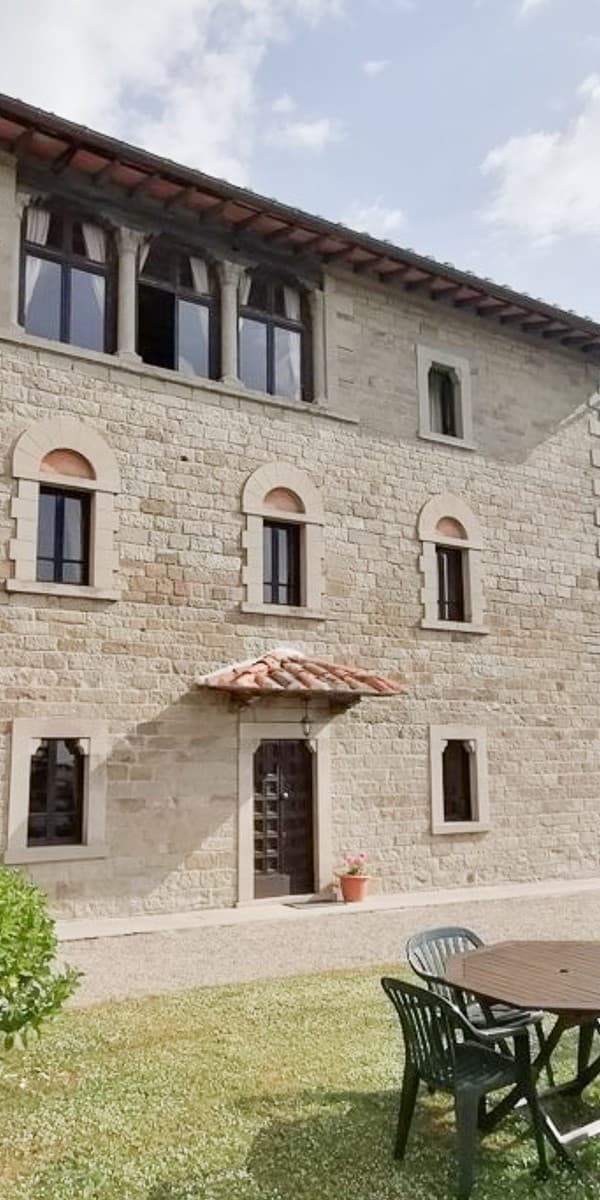 Casale di 660 mq nella splendida Toscana