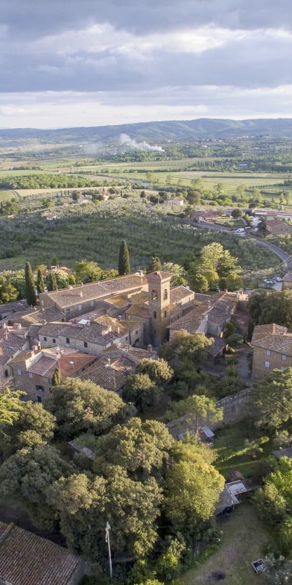 Charming Hotel in Scenic Tuscany, Civitella in Val di Chiana