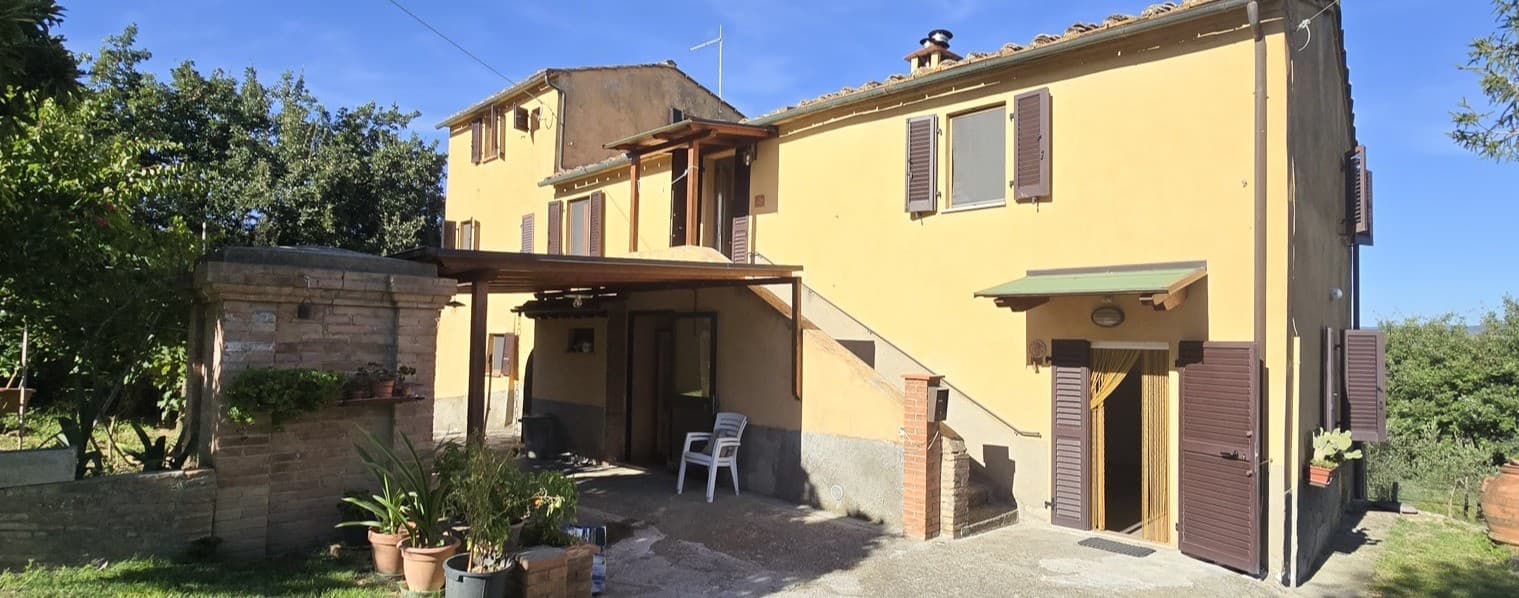 Charming Country House in Volterra, Tuscany