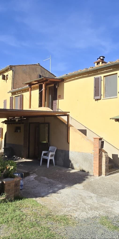 Charming Country House in Volterra, Tuscany