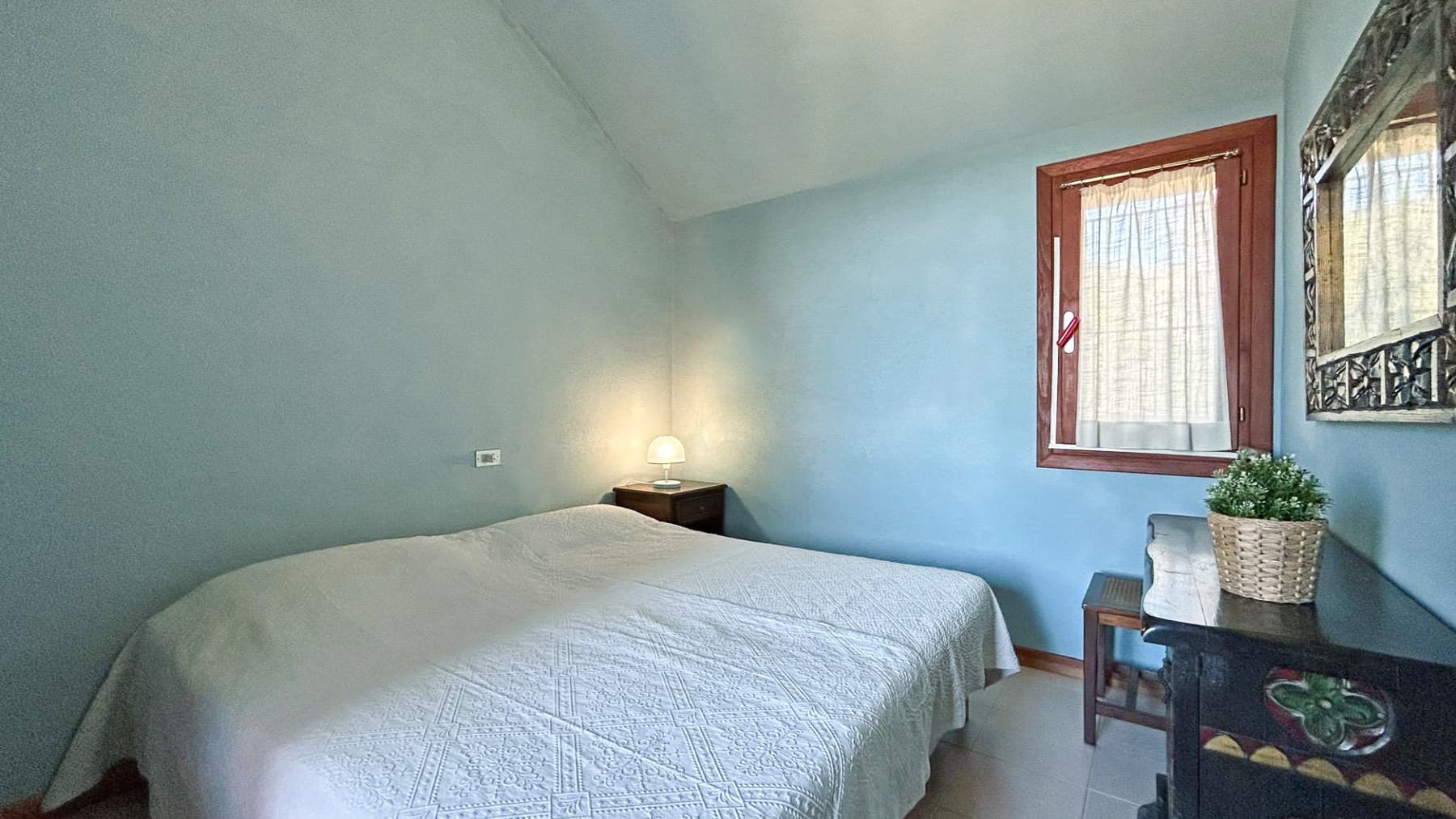 Villa su due livelli con giardino a Villasimius, Sardegna