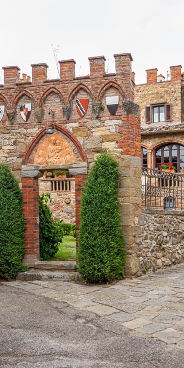 Castello storico a Bucine nel cuore del Chianti Toscano