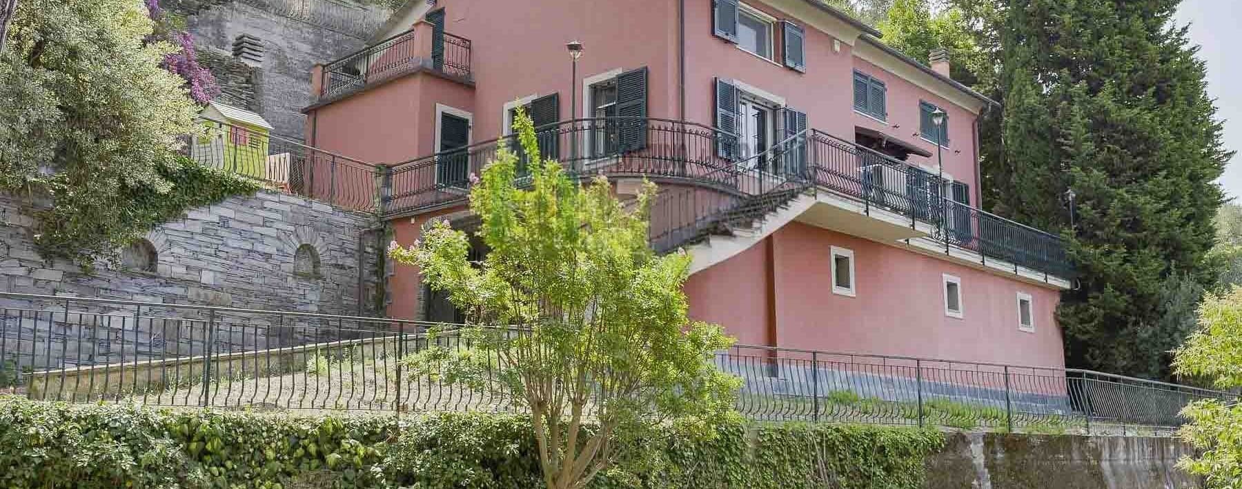 Charming Villa in Lavagna, Liguria