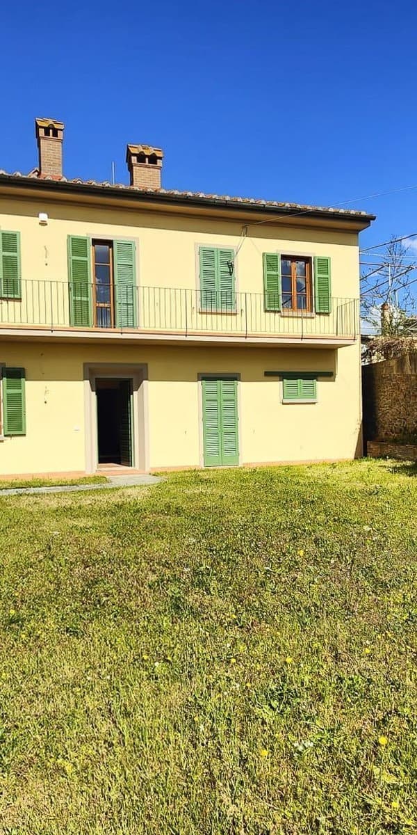 Charming Country House in Vinci, Tuscany