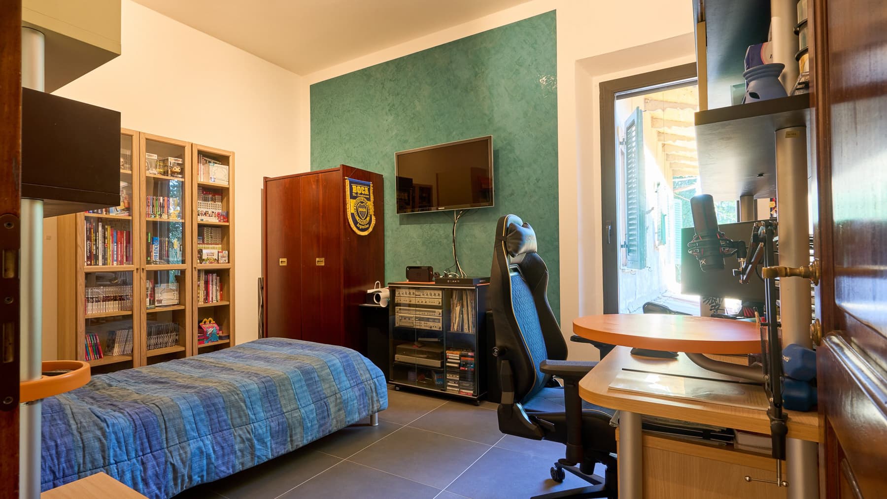 Spacious Villa in Empoli, Tuscany with Vineyard Space