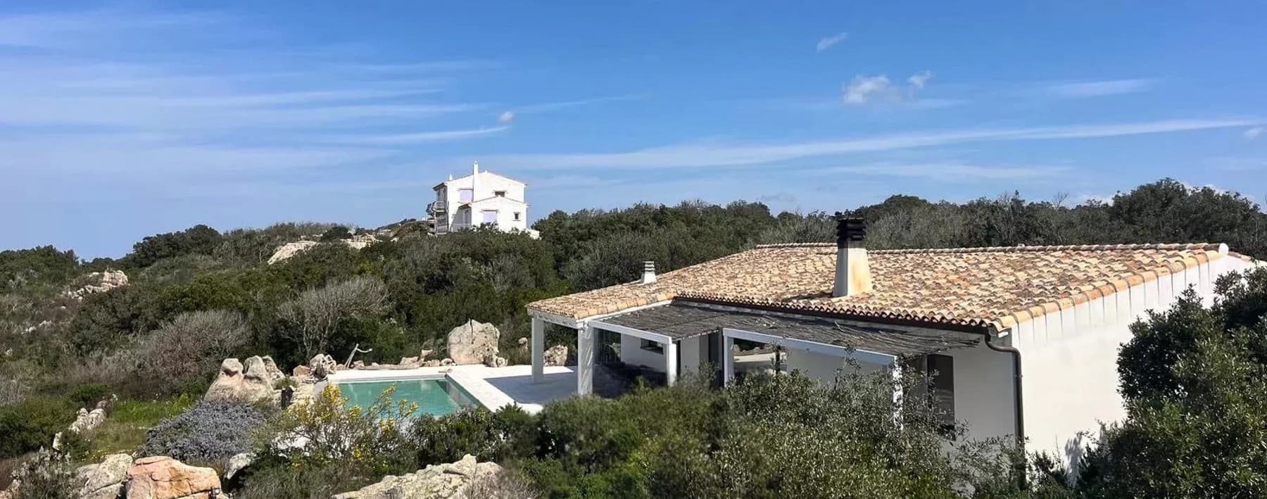 Villa a Luogosanto, oasi di lusso in Sardegna
