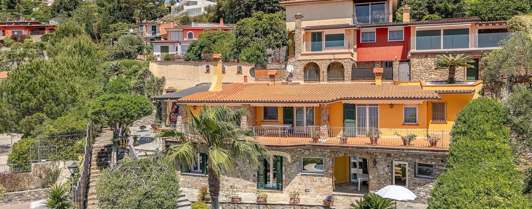 Villa esclusiva a Pian Rosso-costa, vista mare e piscina
