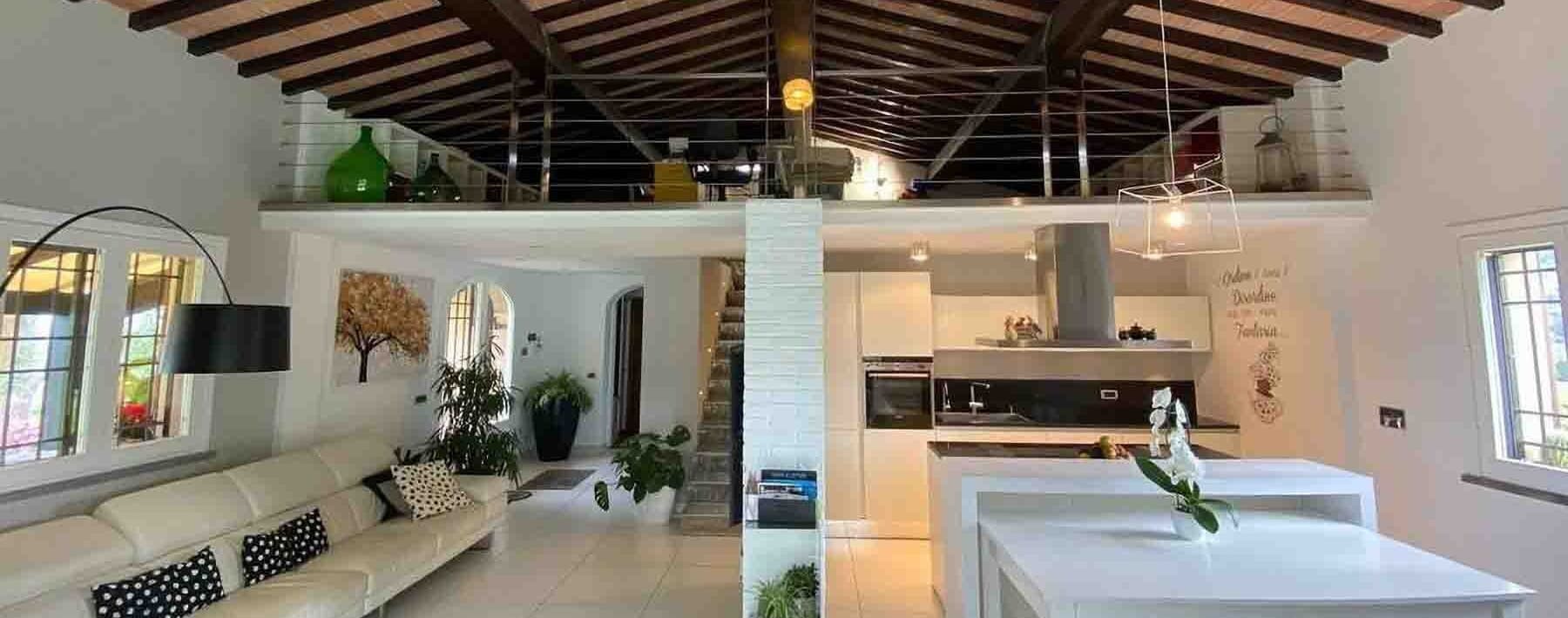 Villa esclusiva tra le colline di Castagneto Carducci