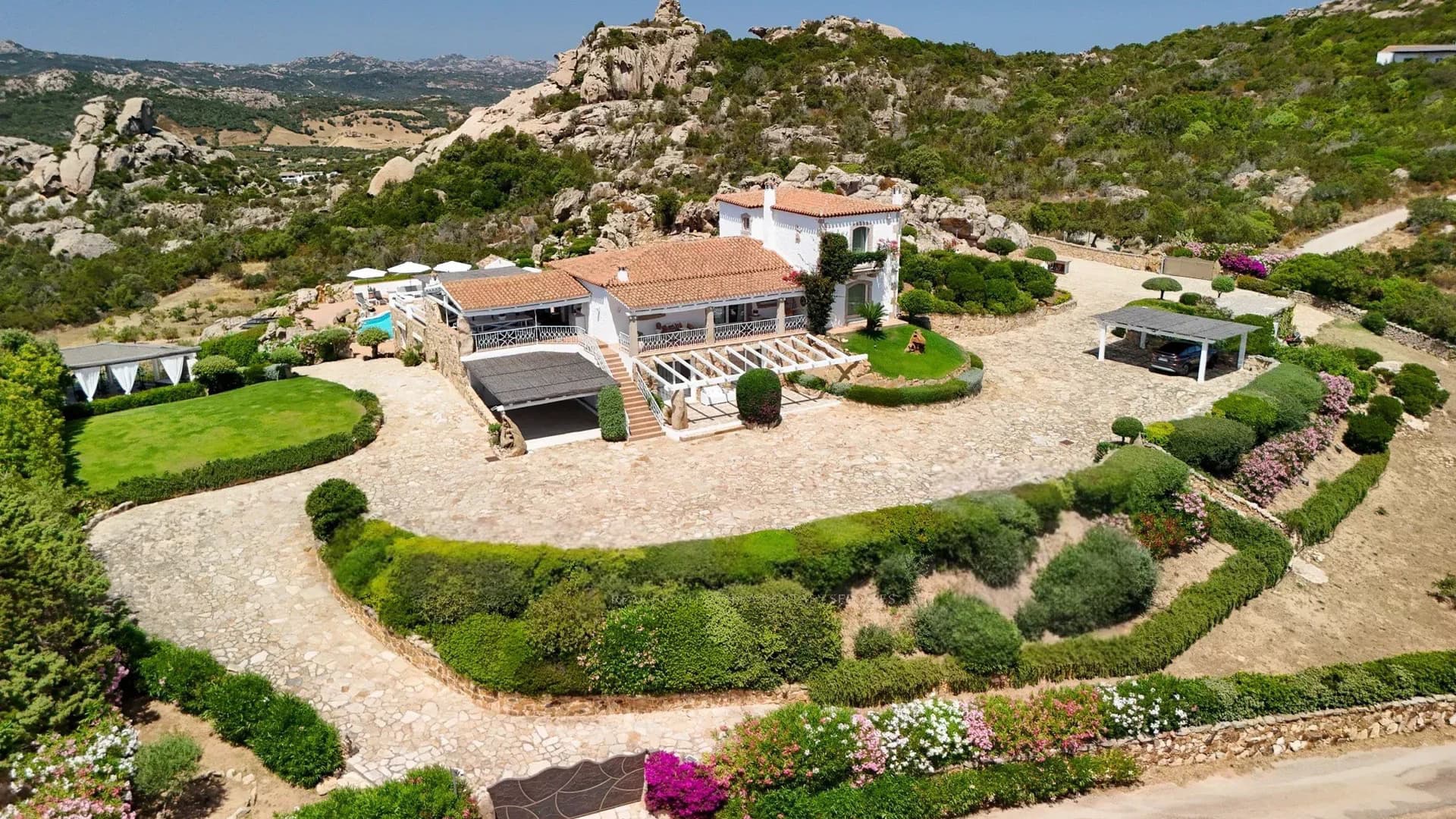 Villa prestigiosa ad Arzachena, cuore della Costa Smeralda