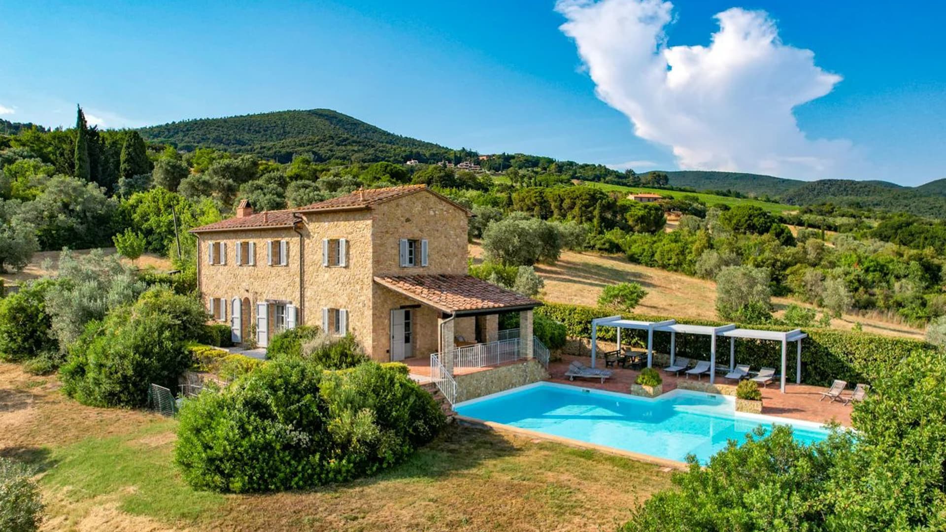 Casale di charme in Toscana, con piscina e giardino