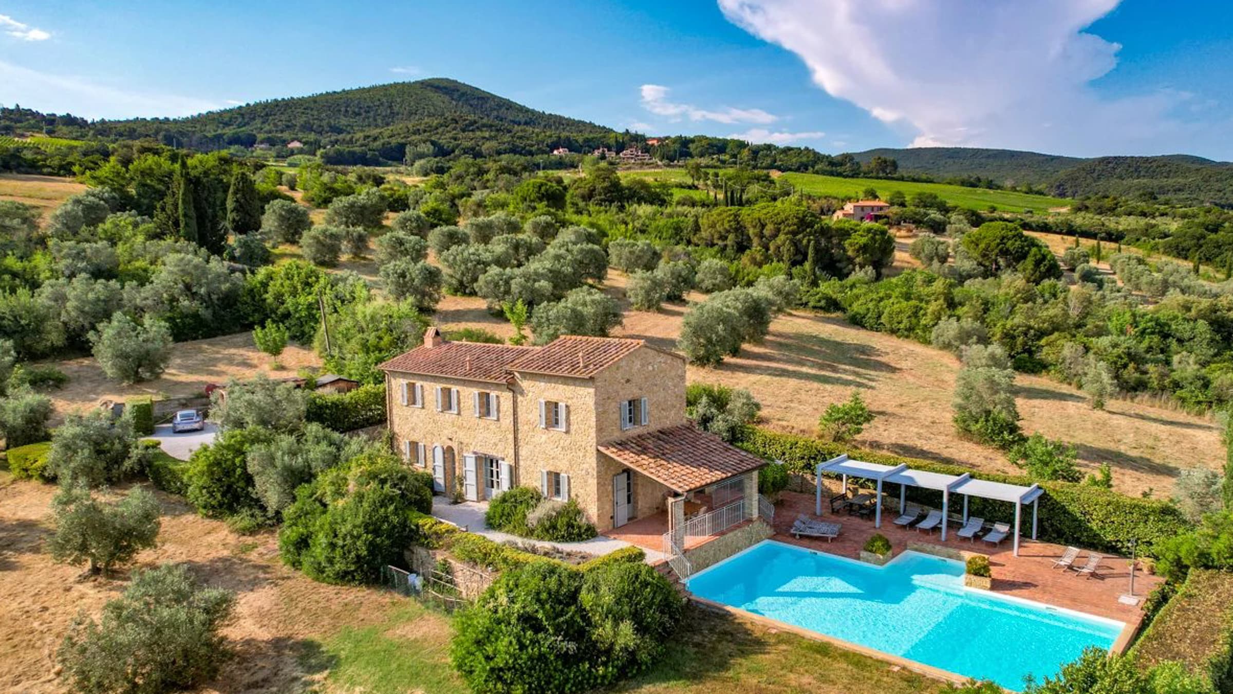 Charming Country House in Lodi, Lombardy with Pool