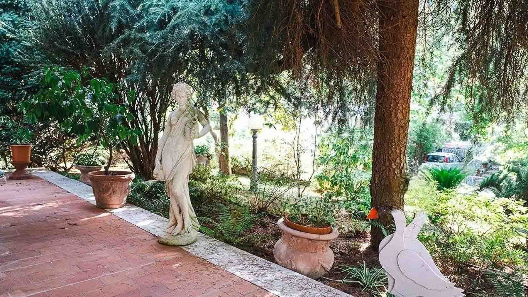 Villa esclusiva 450mq, rifugio di lusso a Cervia