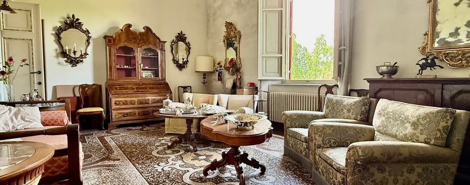 Elegant Apartment in Lucca, Tuscany - 280 sqm