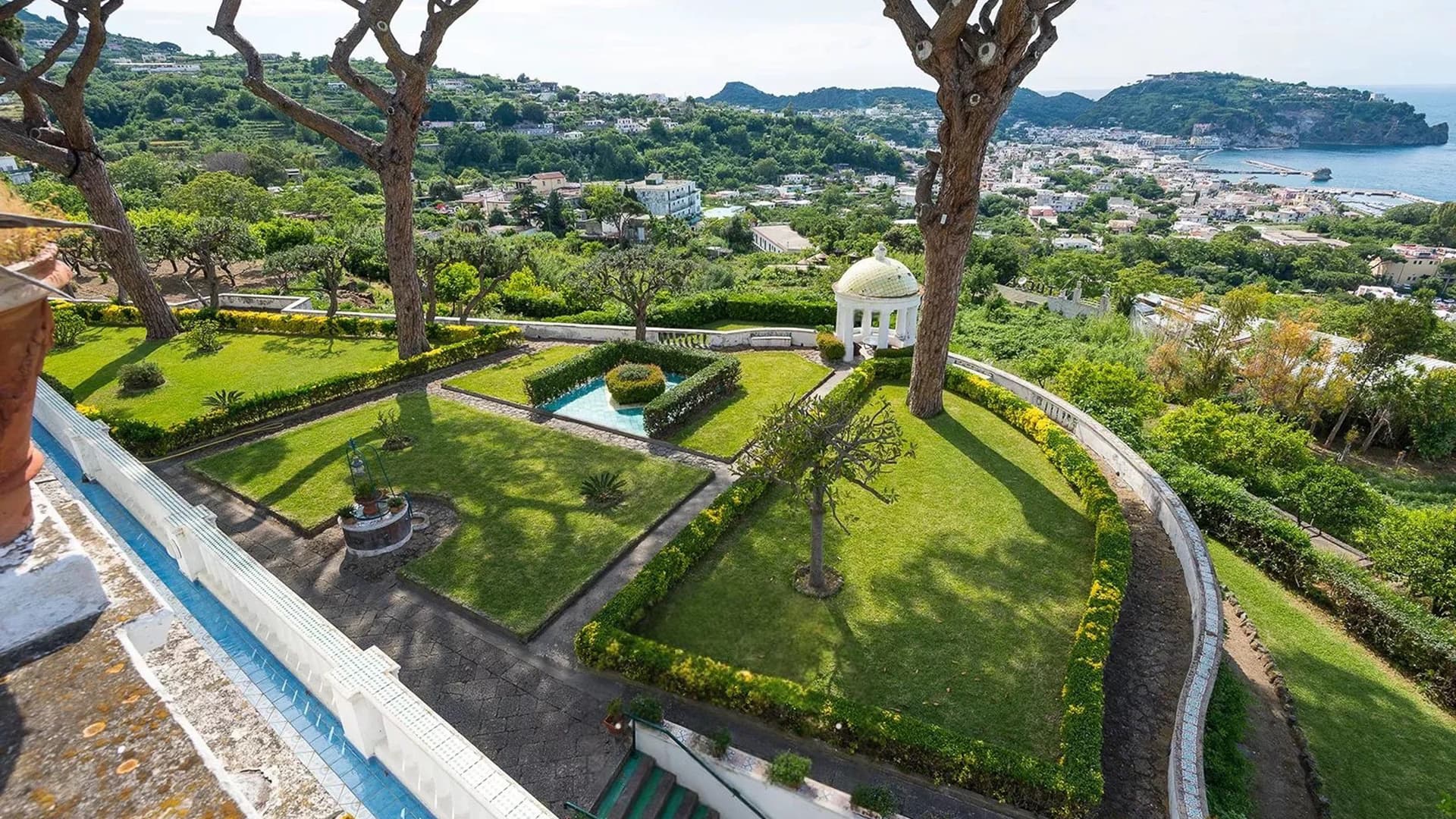 Elegant Villa with Sea Views in Casamicciola Terme, Campania