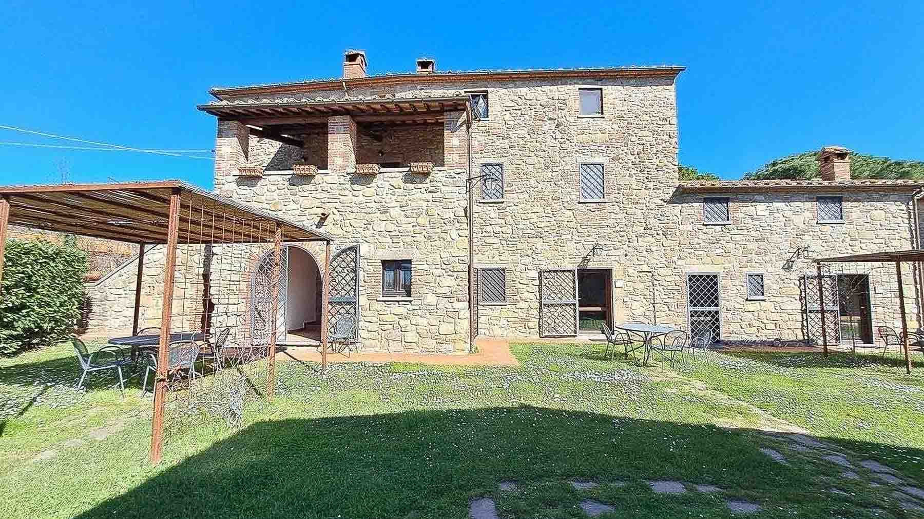 Charming Country House in Tuoro, Umbria
