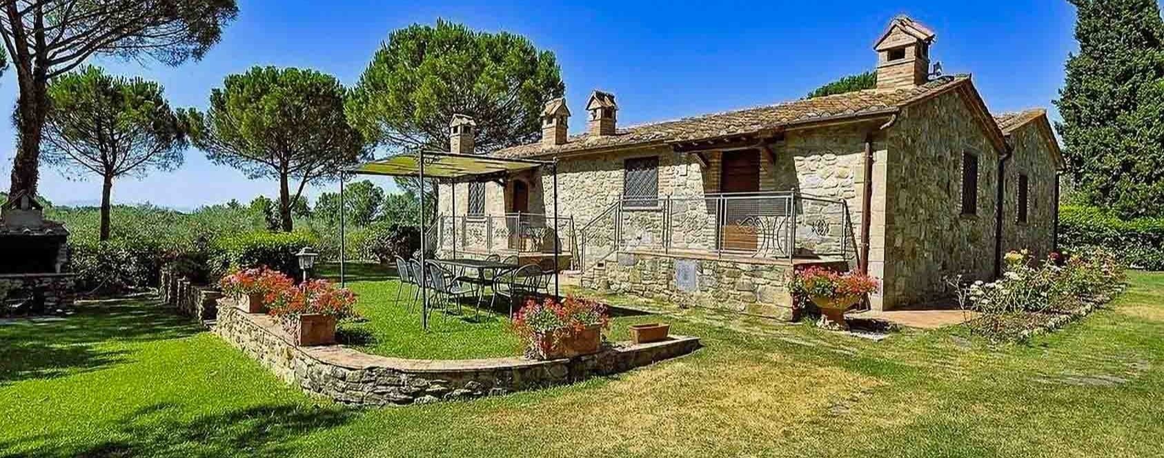 Charming Country House in Tuoro, Umbria