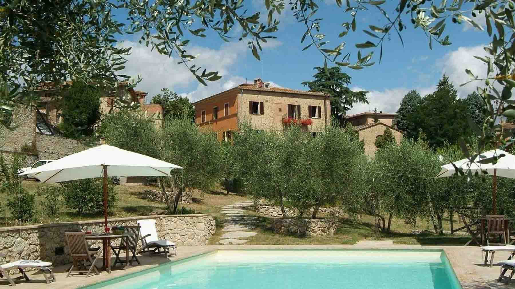 Casale esclusivo a Murlo, nel cuore della Toscana