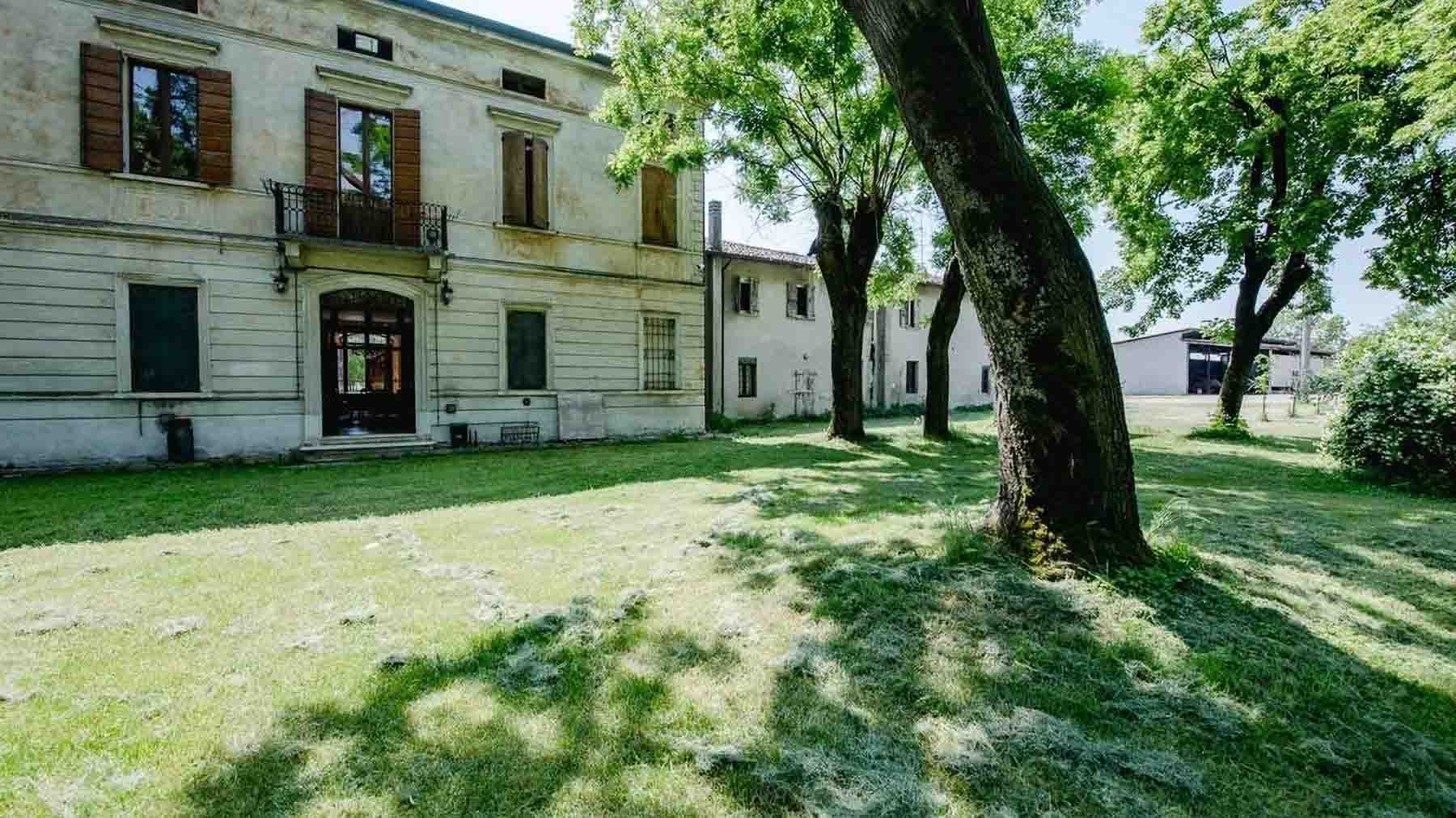 Charming Country House in Mantova, Lombardy