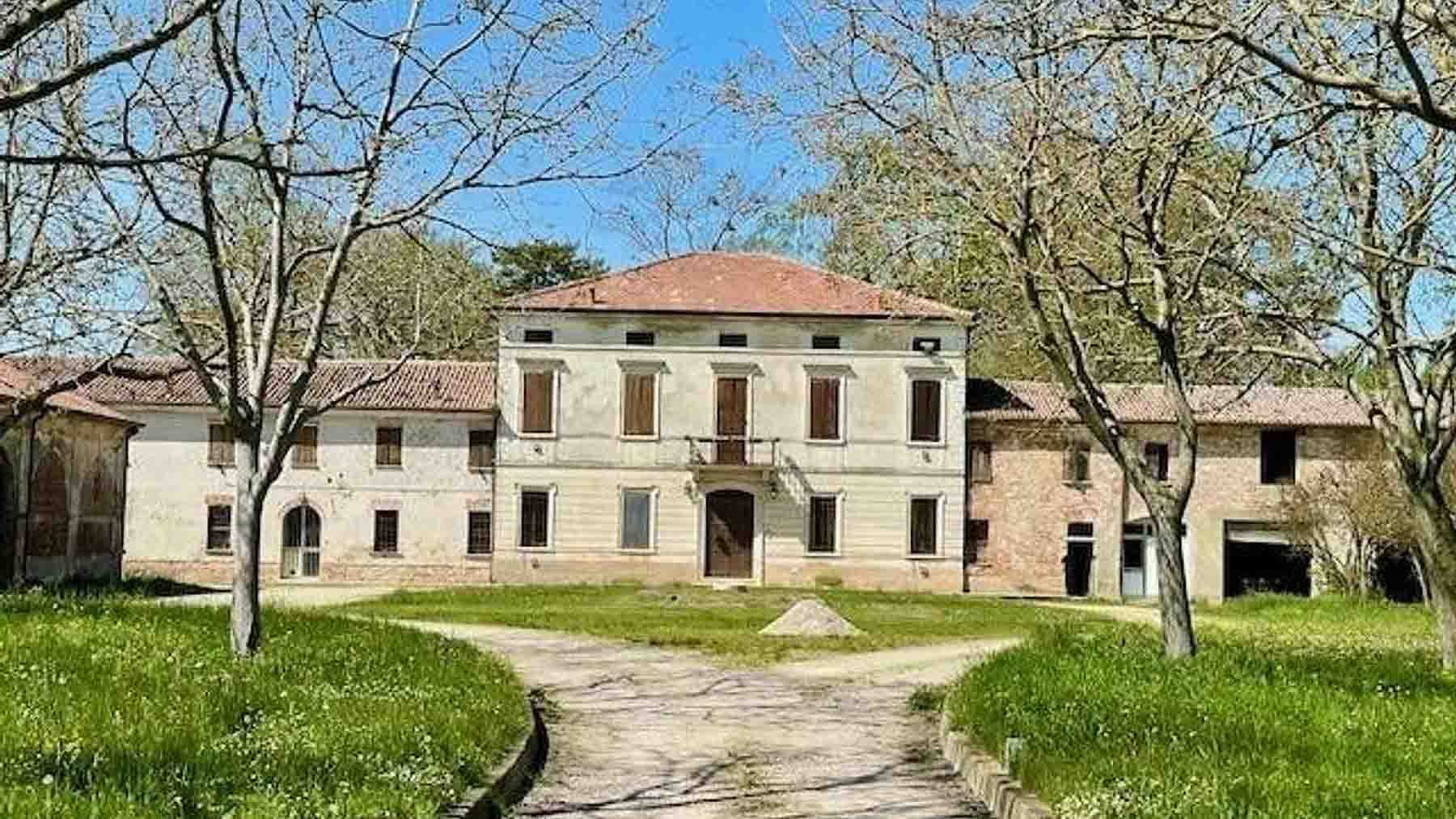 Charming Country House in Mantova, Lombardy