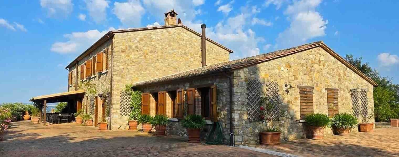 Casale ad Allerona con piscina e ampi spazi esterni