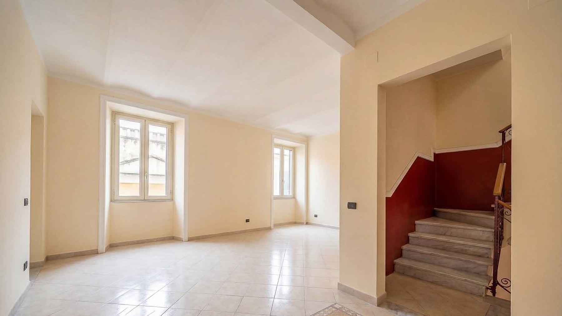 Charming Row House in Rome, Lazio