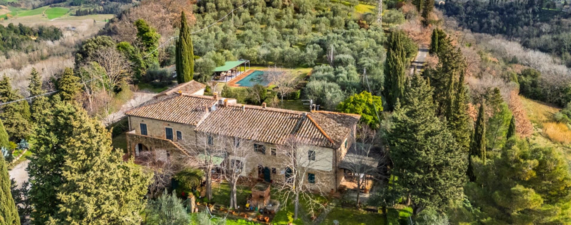 Casa indipendente a Volterra, 500 mq di charme toscano