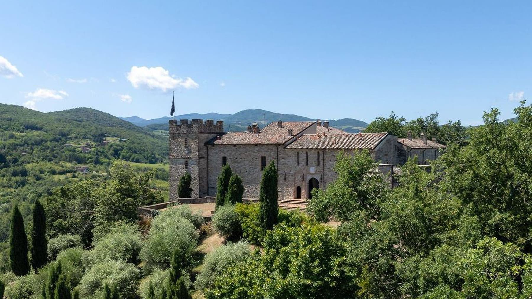 Enchanting Castle in Vicini-Ravazzoli, Emilia-Romagna