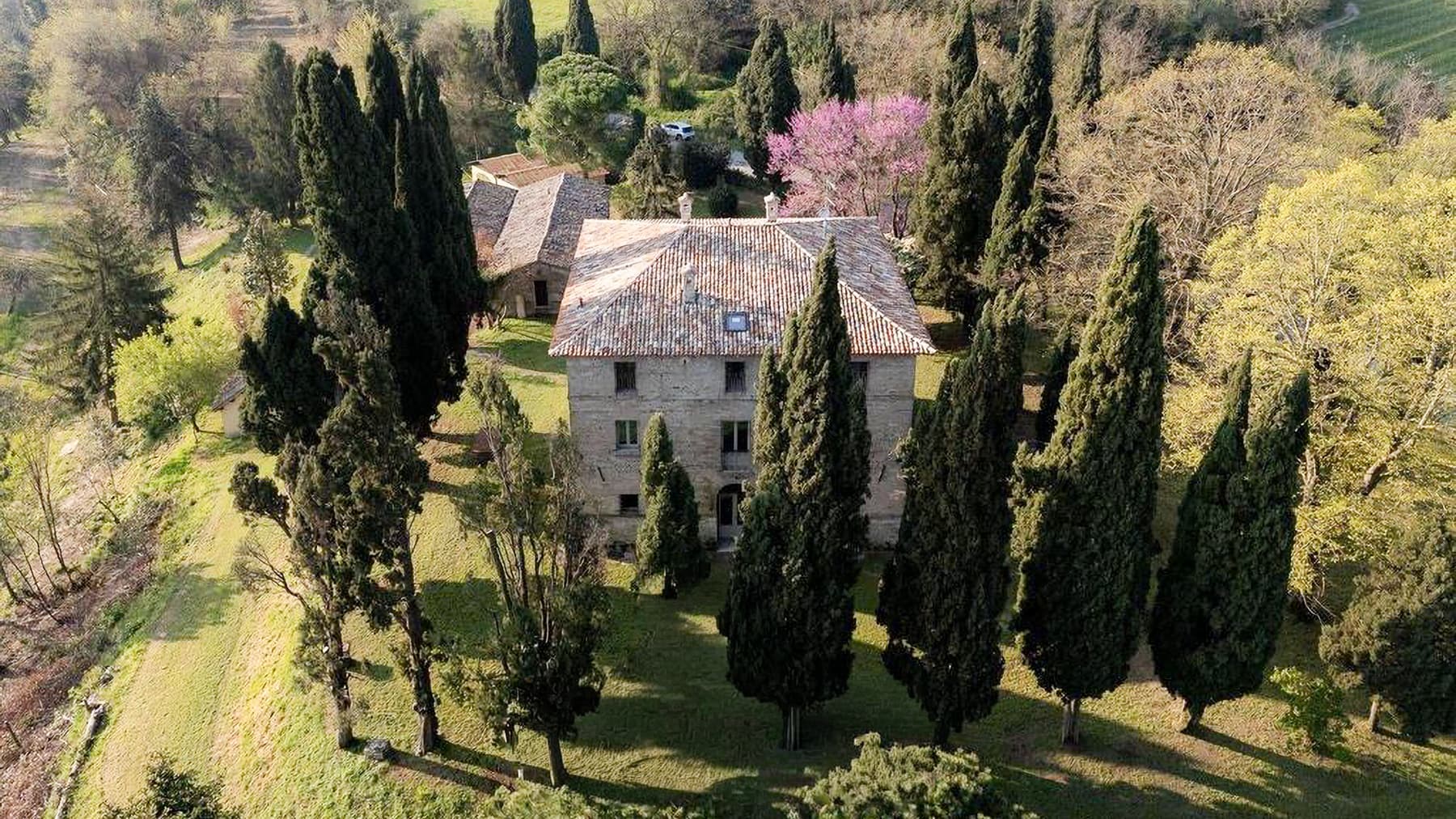 Villa storica a Bertinoro, 650 mq di eleganza