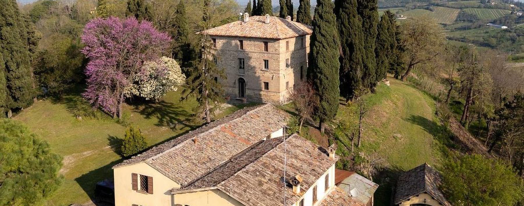 Villa storica a Bertinoro, 650 mq di eleganza