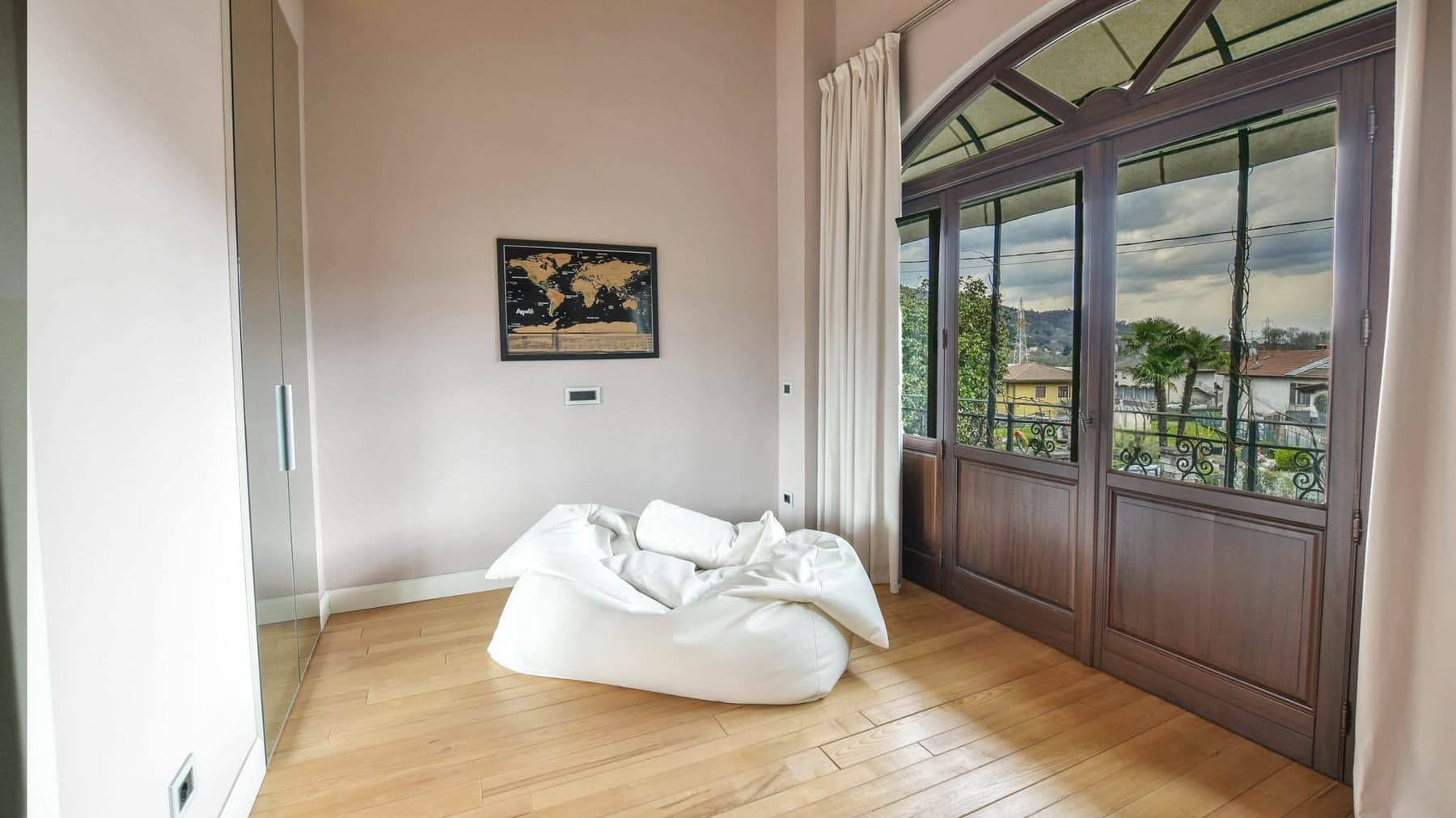 Charming Villa in Caravate, Lombardy