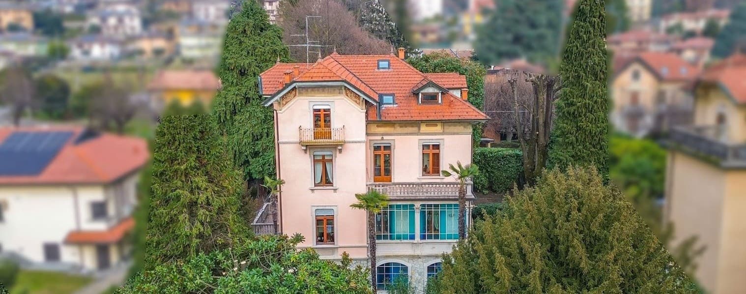 Charming Villa in Gavirate, Lombardy