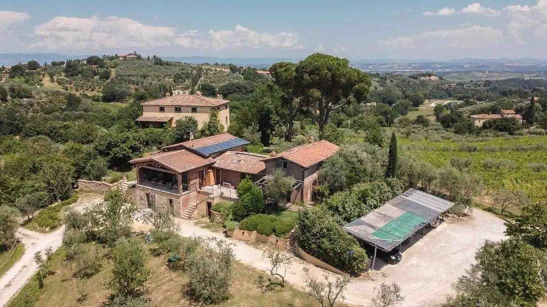 Casale di Lusso 400 mq tra le colline di Montepulciano