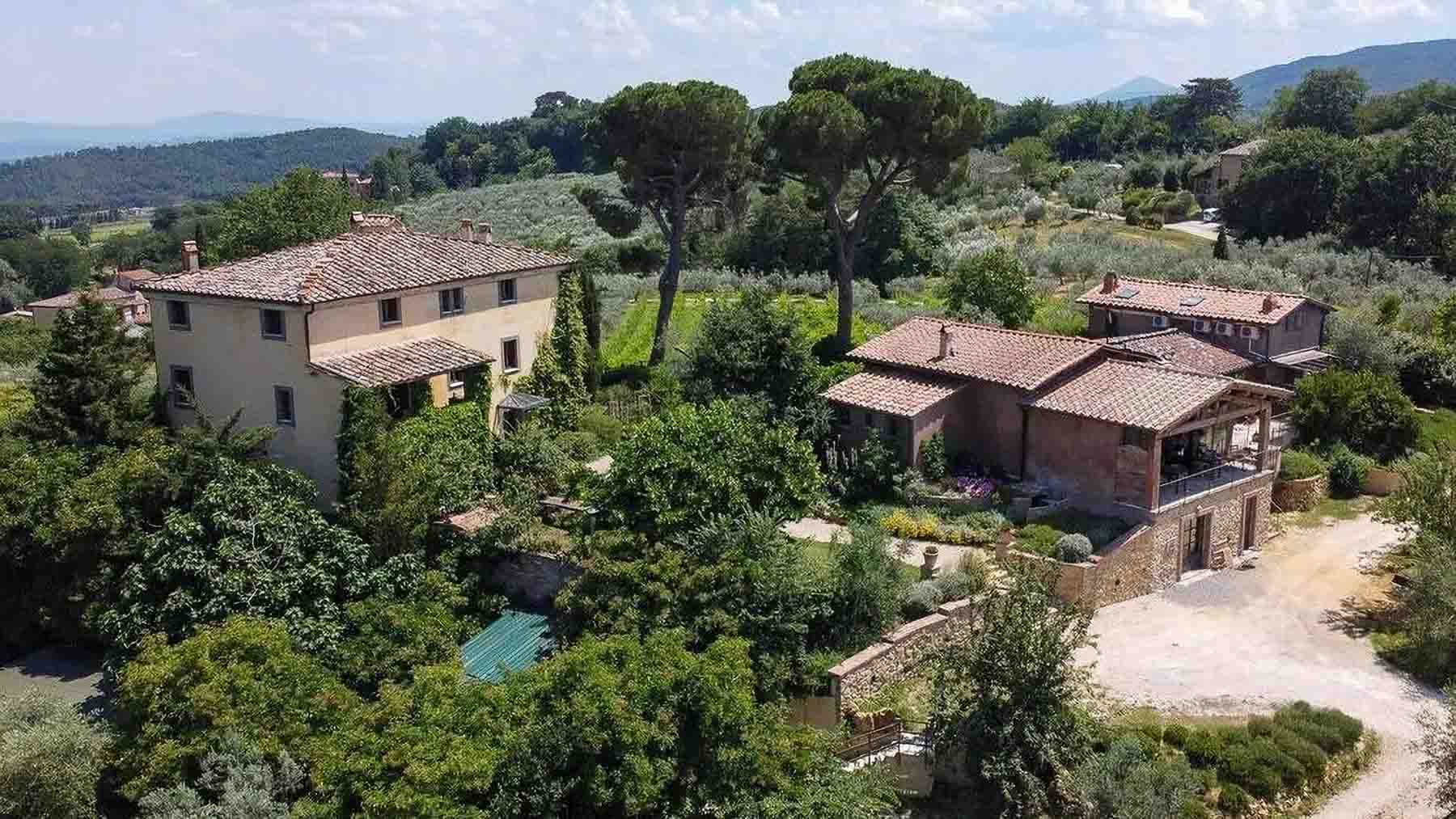 Casale di Lusso 400 mq tra le colline di Montepulciano