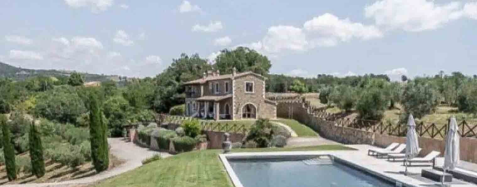 Casale di lusso sulle colline di Magliano in Toscana