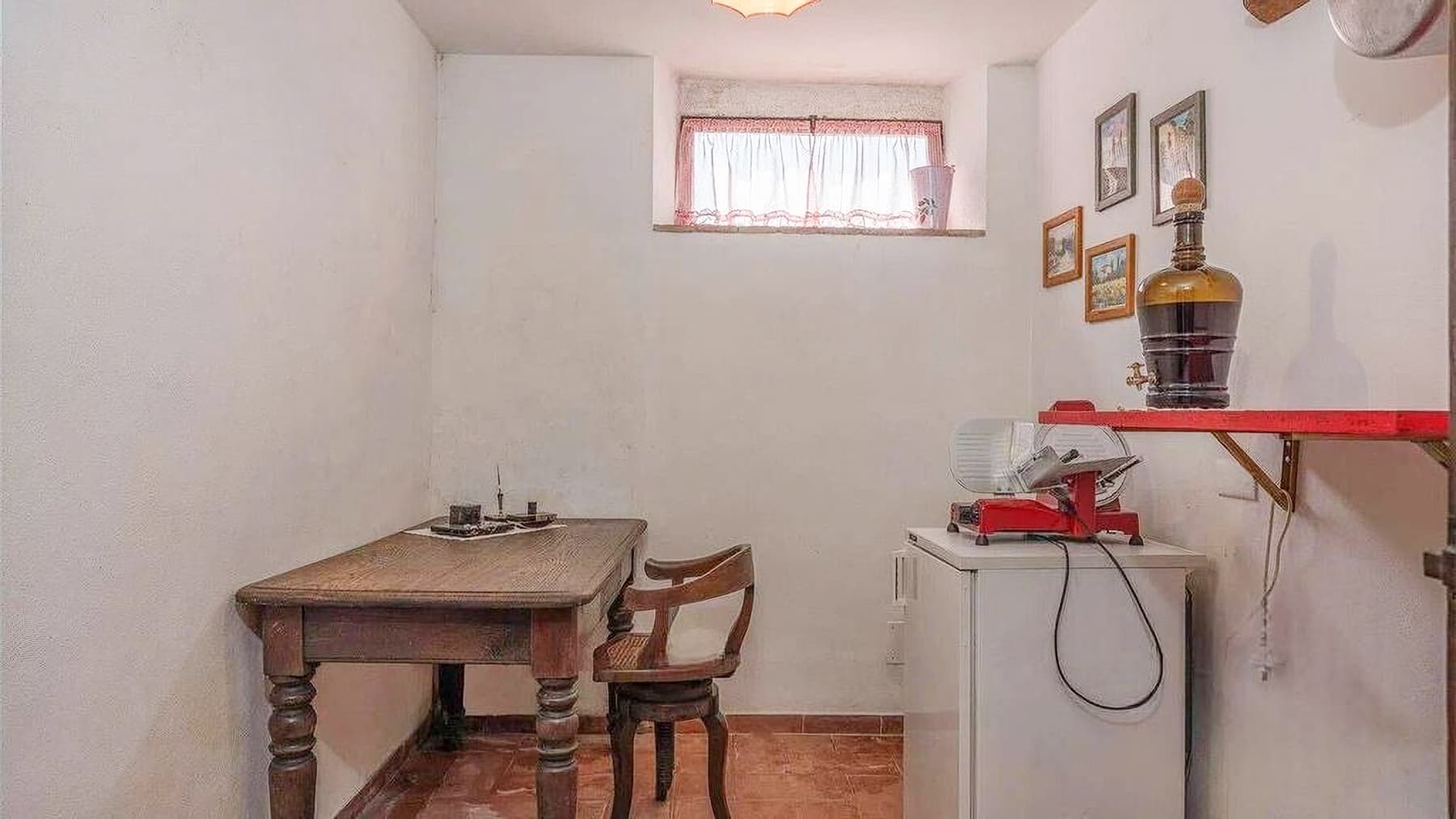 Villa a Montalcino, nel cuore della Val d'Orcia