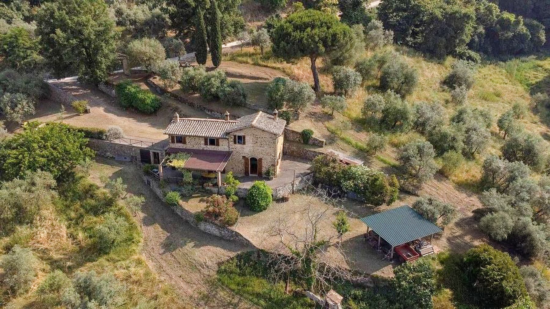Villa a Montalcino, nel cuore della Val d'Orcia