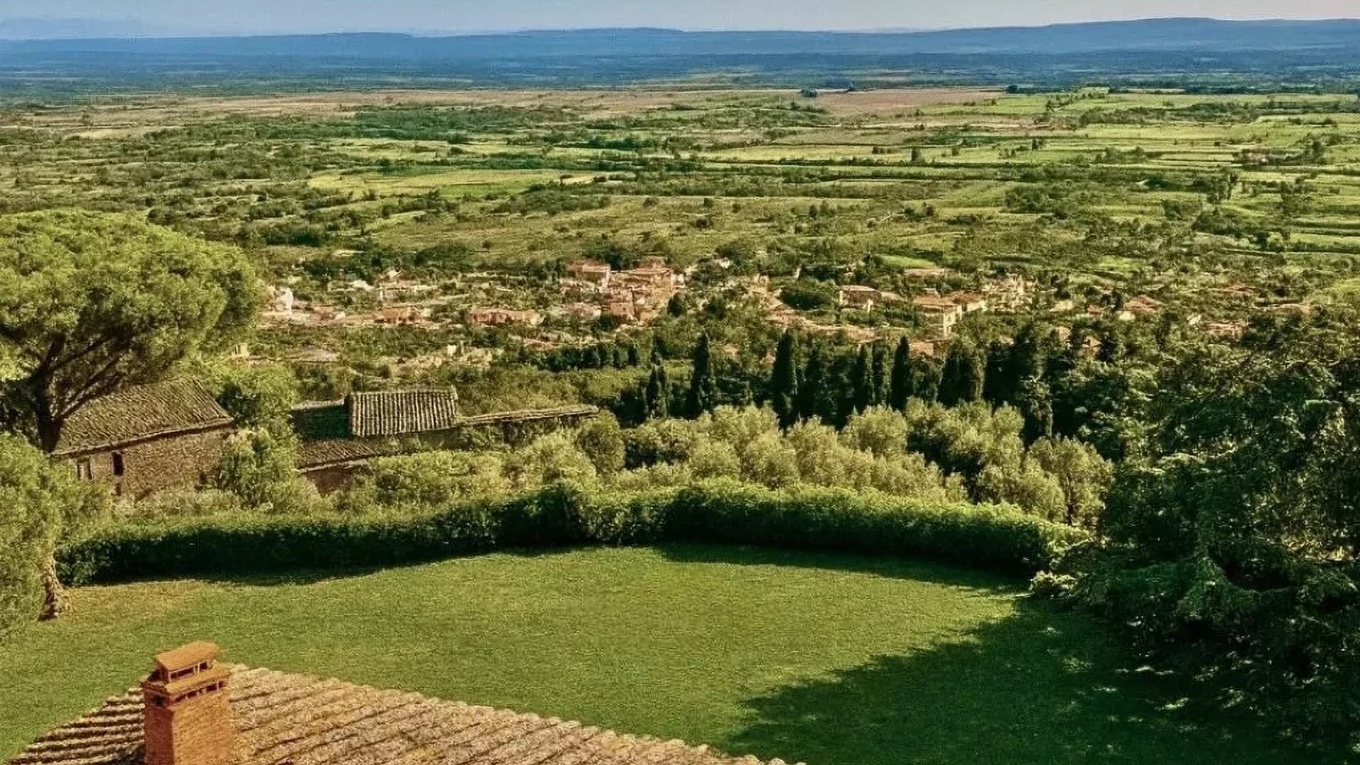 Castello storico in Toscana, Arezzo, 3500 mq di fascino