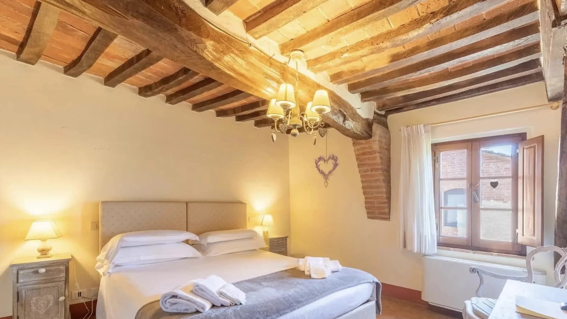 Charming Villa in Petrignano del Lago, Umbria