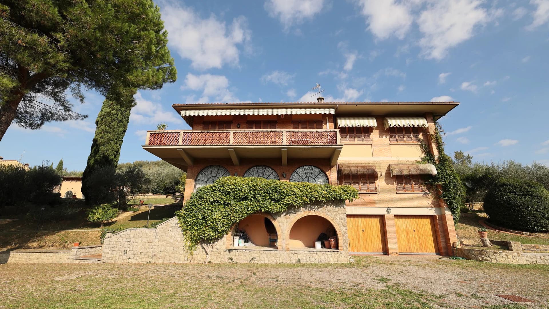 Charming Villa in Poggibonsi, Tuscany
