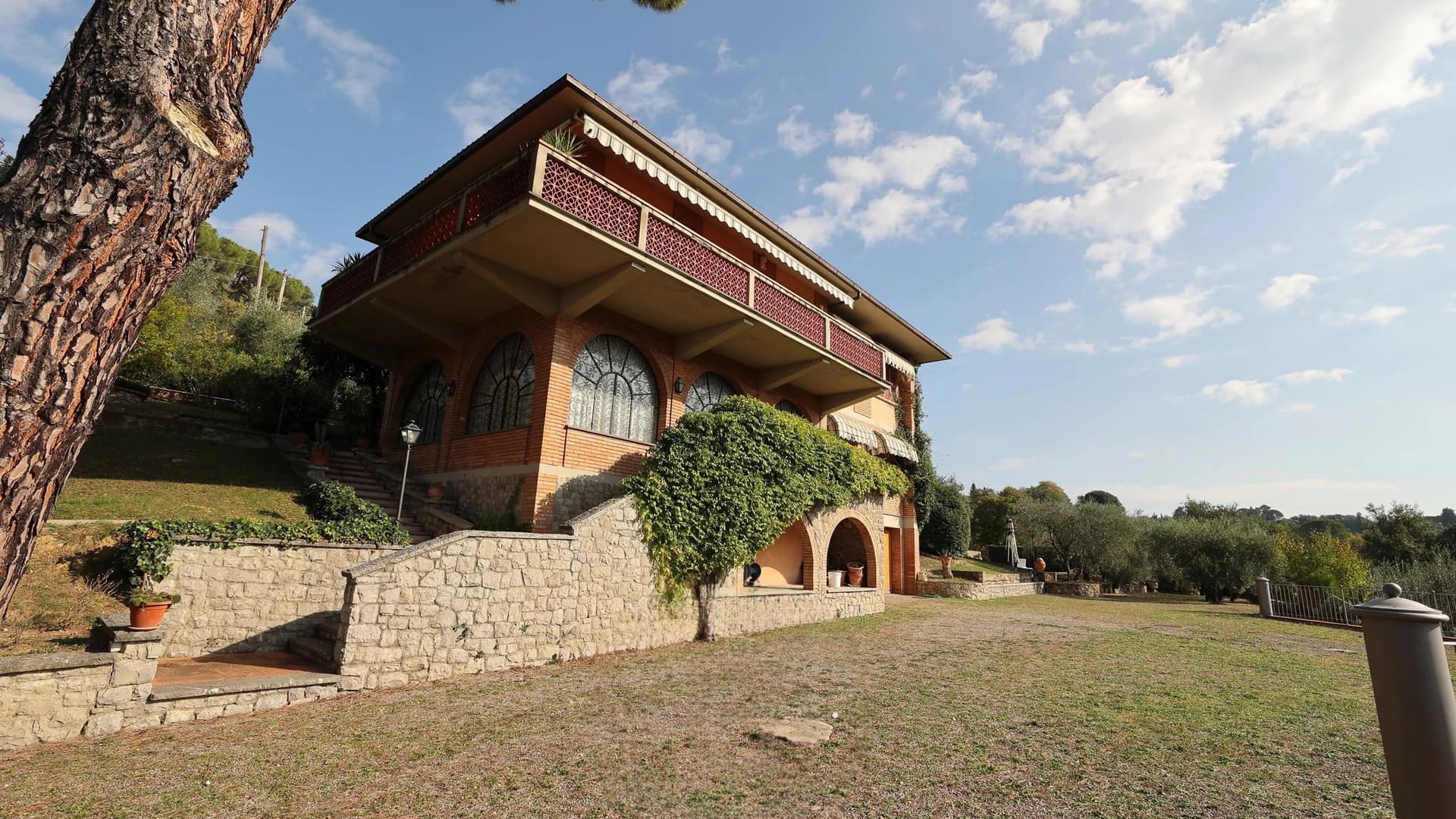 Charming Villa in Poggibonsi, Tuscany
