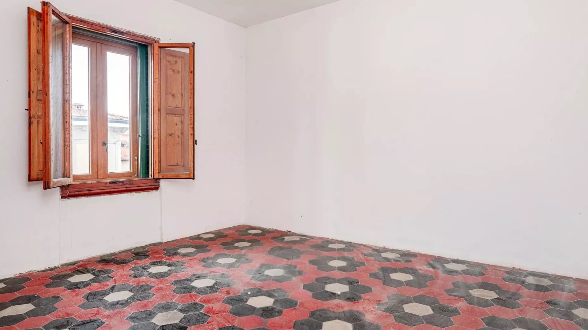 Appartamento d'epoca con giardino nel cuore di Firenze