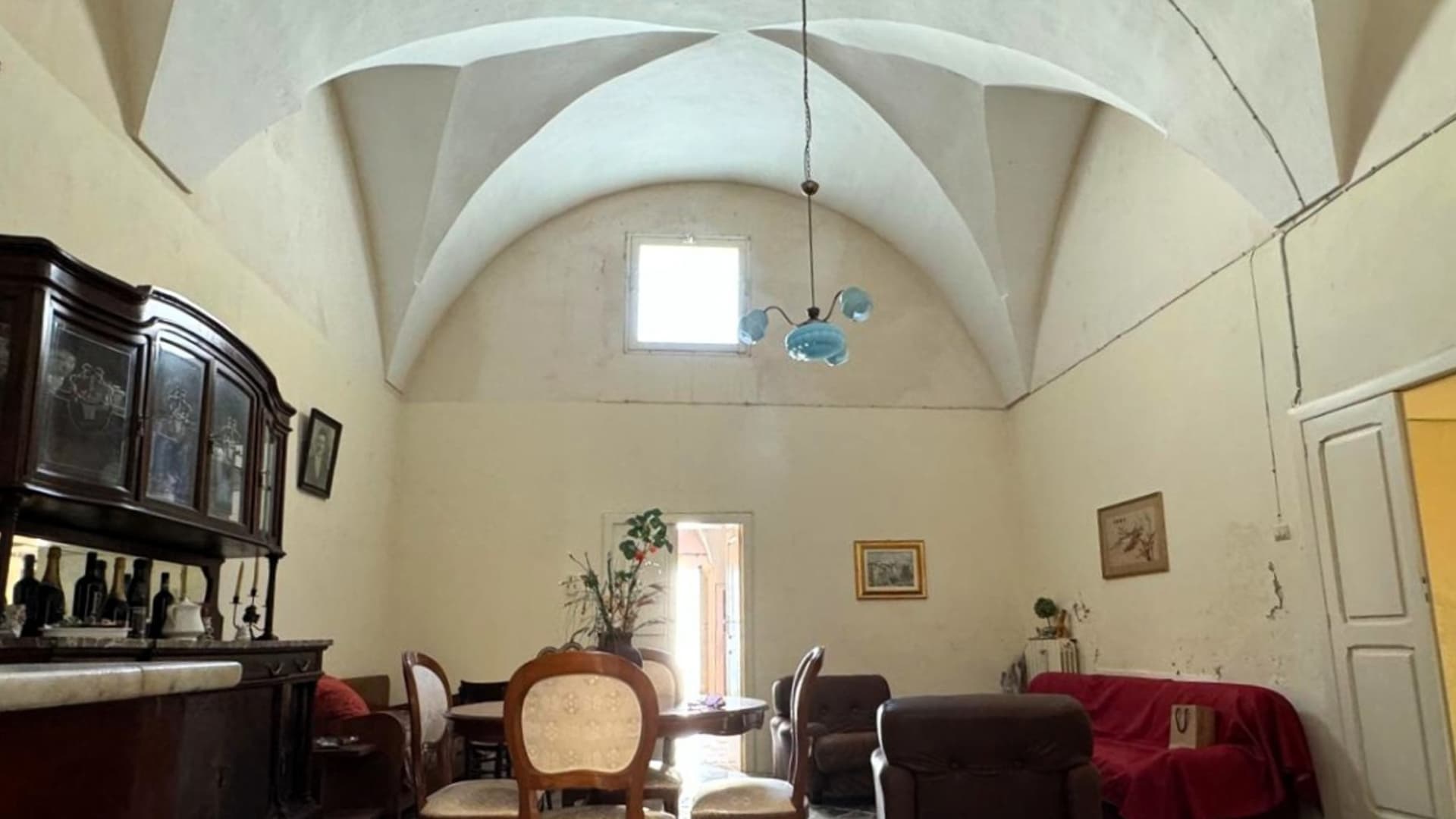 Historic Palace in Gallipoli, Puglia's Gem