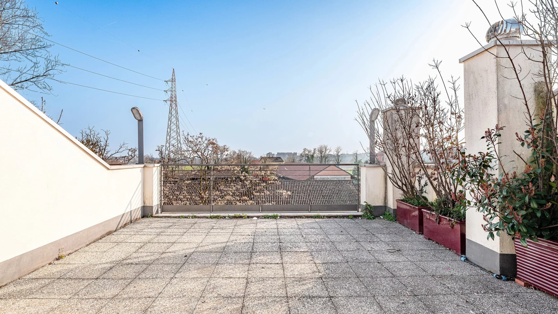 Apartment in Milano, Lombardy - Prime Location