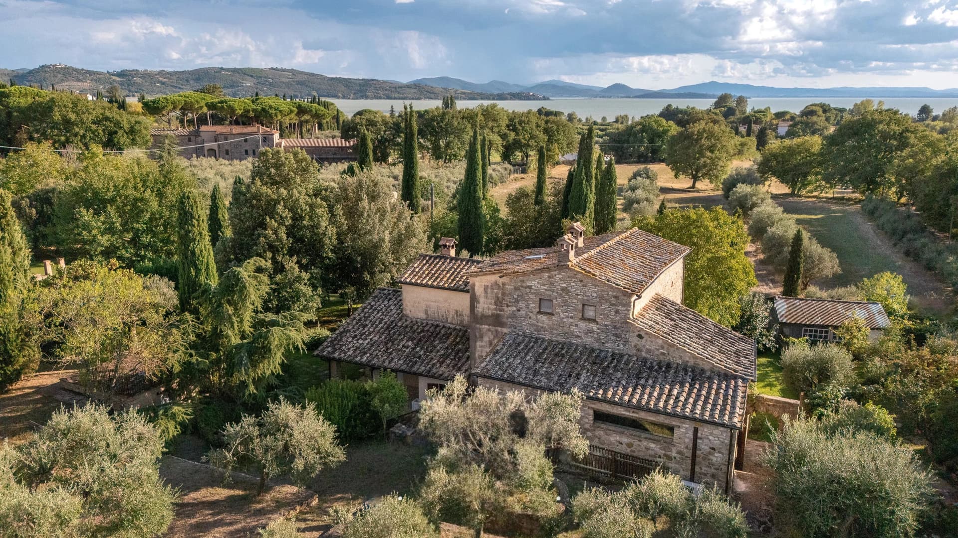 Appartamento storico in Umbria con giardino privato