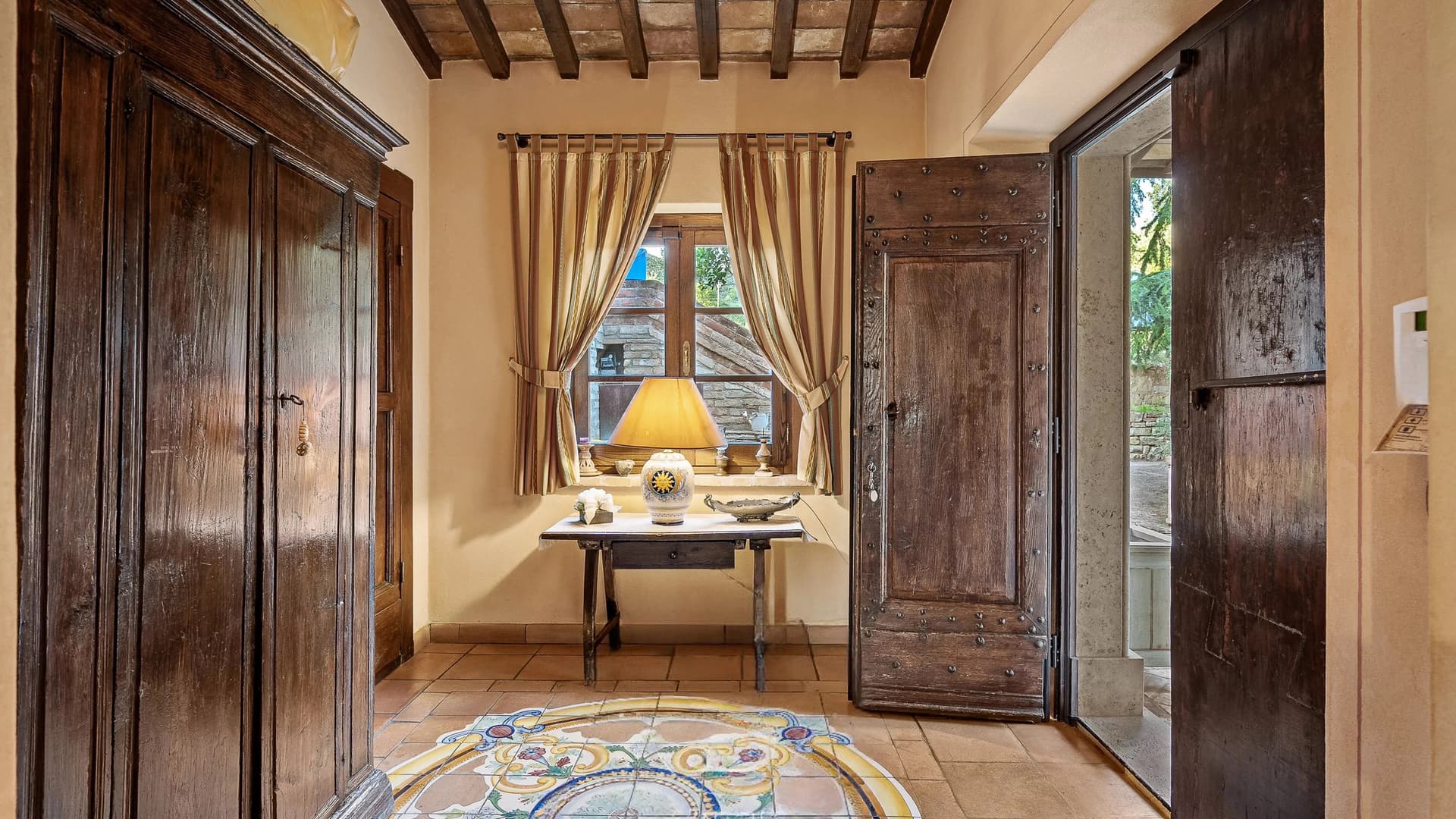 Appartamento storico in Umbria con giardino privato