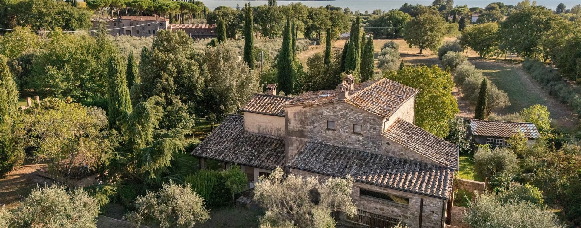 Appartamento storico in Umbria con giardino privato